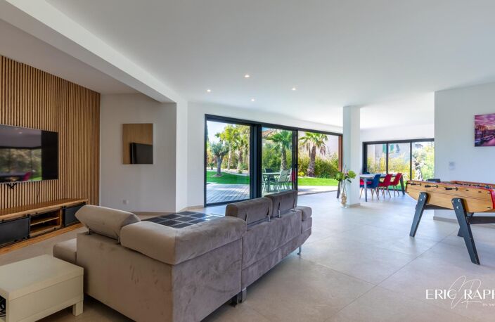 Boulouris - Villa contemporaine d'exception de 291 m² — photo 3