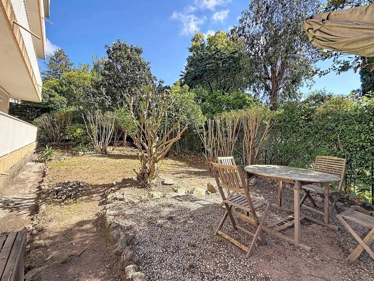 F3 CANNES - CROIS DES GARDES - JARDIN - PARKING - CALME — photo 1