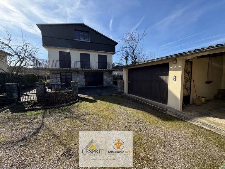 Spacieuse maison familiale de 6 chambres à Brive-la-Gaillarde. — photo 1
