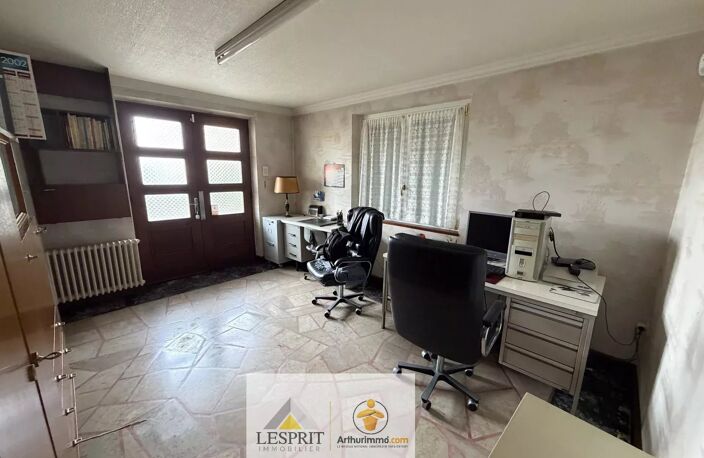 Spacieuse maison familiale de 6 chambres à Brive-la-Gaillarde. — photo 3