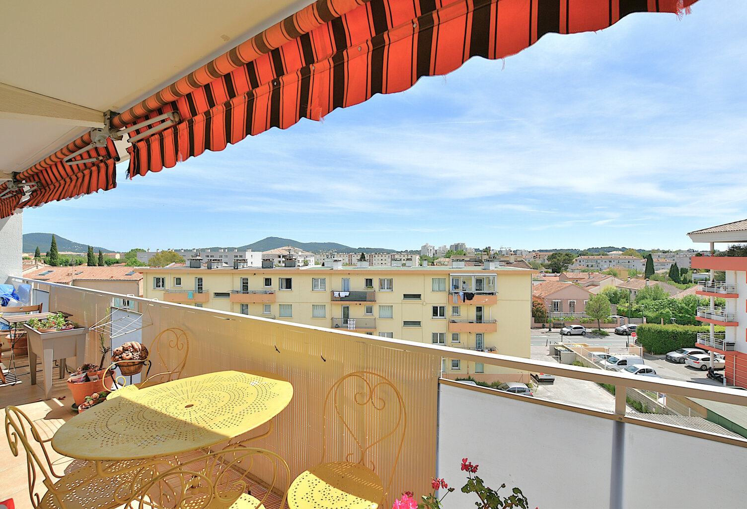 5 PIECES 119M2 DERNIER ETAGE ASCENSEUR — photo 1