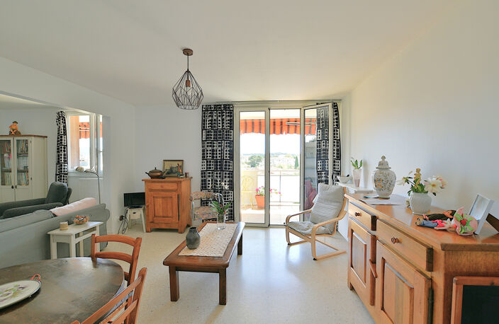 5 PIECES 119M2 DERNIER ETAGE ASCENSEUR — photo 2