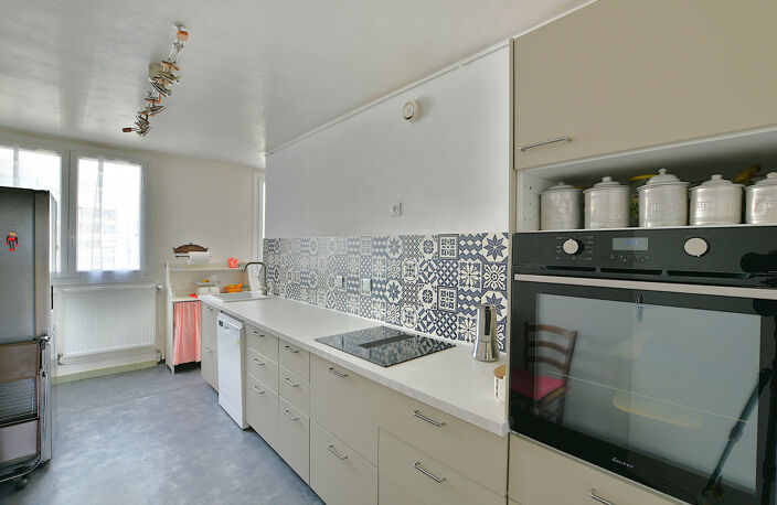 5 PIECES 119M2 DERNIER ETAGE ASCENSEUR — photo 5