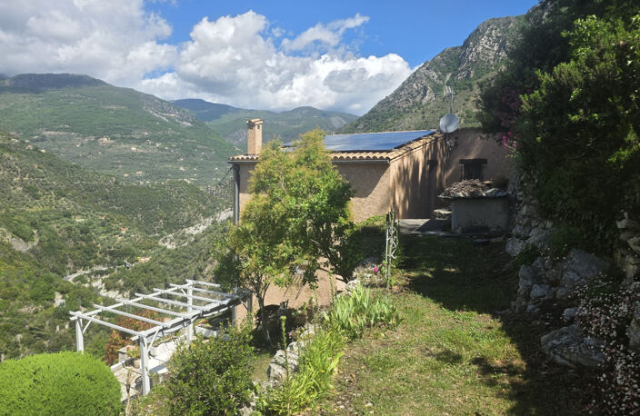Beaucoup de quiétude pour cette propriété avec villa de 150m — photo 2