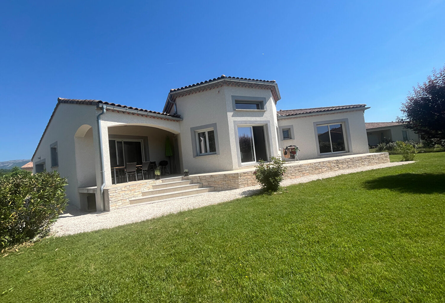 Maison Laragne Monteglin 3 pièce(s) 146 m2 — photo 1