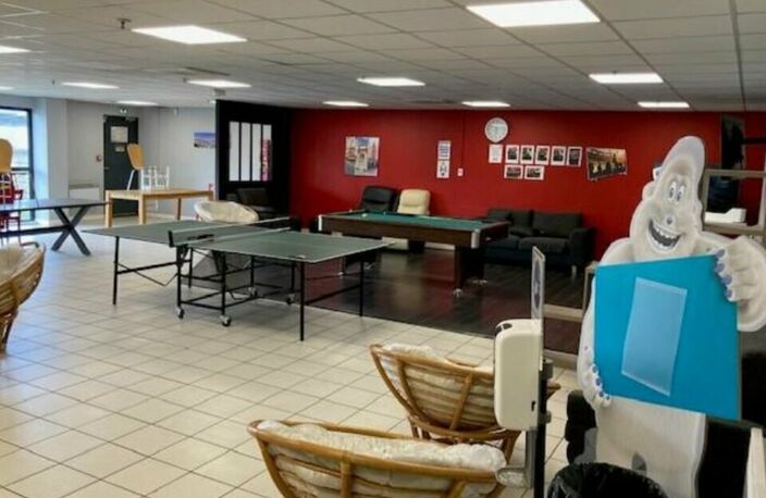 ENTREPOTS LOGISTIQUES à LOUER — photo 4