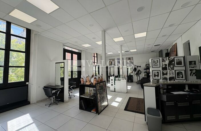 BUREAUX à LOUER — photo 2