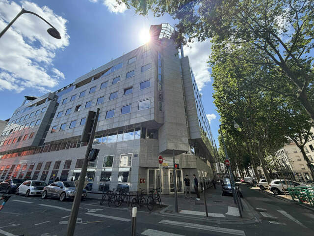 BUREAUX à LOUER — photo du bien