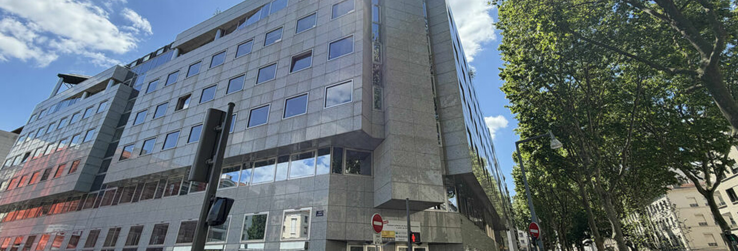 Bureau  70 m² à louer à Lyon 6 (69006)