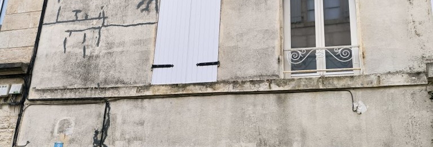Immeuble  108 m² à vendre à Niort (79000)
