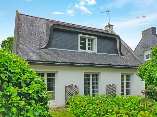 Maison 5 chambres, 118m² habitables QUESTEMBERT centre — photo du bien