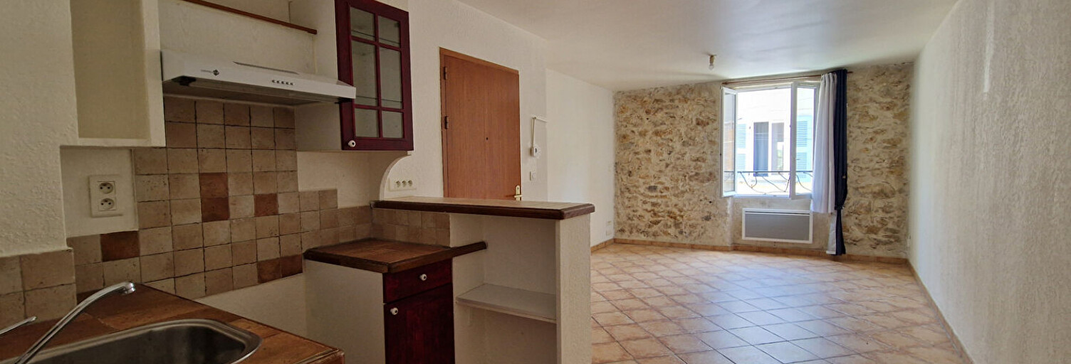 Appartement 1 Pièce 29 m² à louer à Forcalqueiret (83136)
