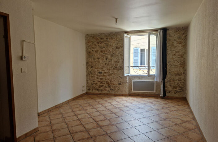 Appartement de type 1 Forcalqueiret — photo 2