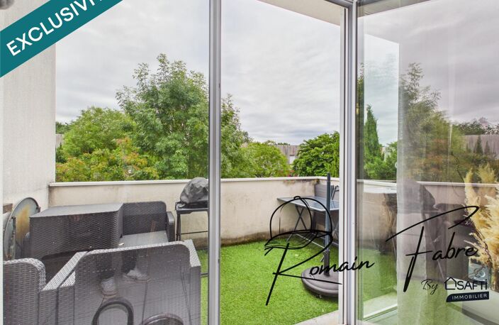 Appartement rénové avec balcon dans une résidence avec piscine au calme — photo 4