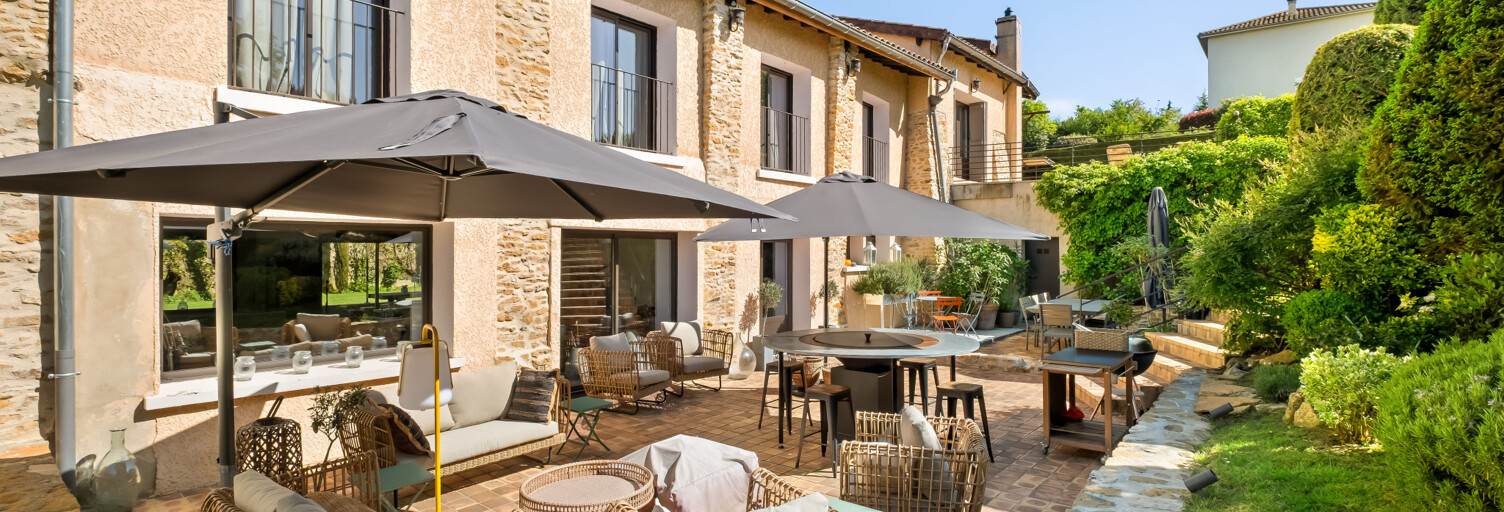 Maison 10 Pièces 360 m² à vendre à Chasselay (69380)