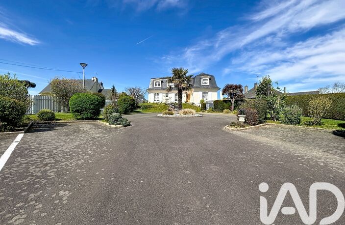 Vente Maison/villa 10 pièces — photo 2