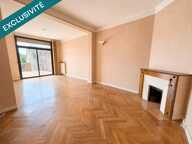 Immeuble mixte avec terrasse, garage et potentiel — photo 4
