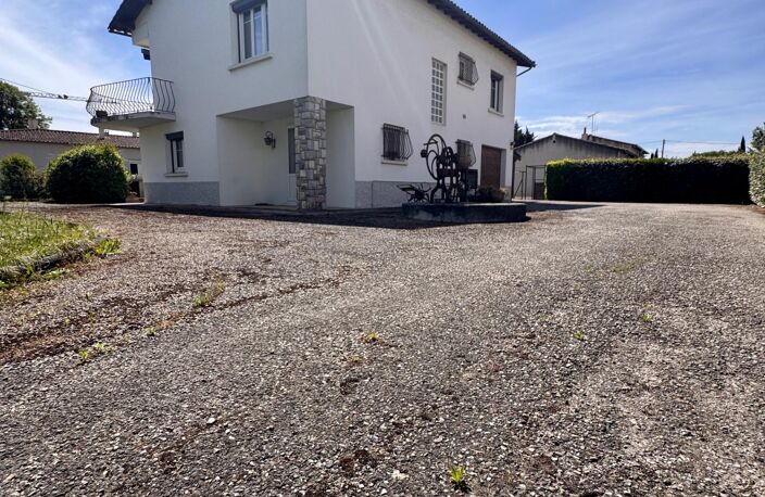 Maison de Ville avec terrain et puit — photo 2