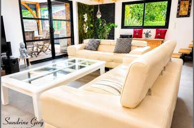 Maison 5 pièces 325500 €