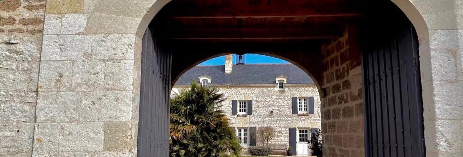Maison 11 Pièces 520 m² à vendre à Saumur (49400)
