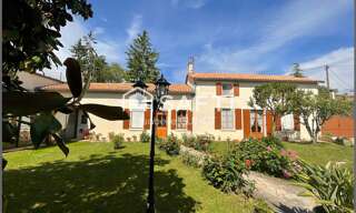 Maison 8 Pièces 172 m² à vendre à Chef-Boutonne (79110)
