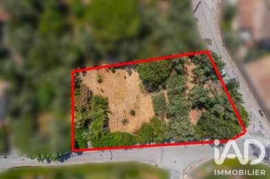 Terrain  235000 €
