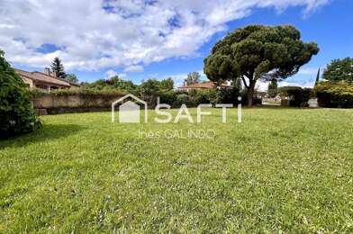 Terrain  185000 €