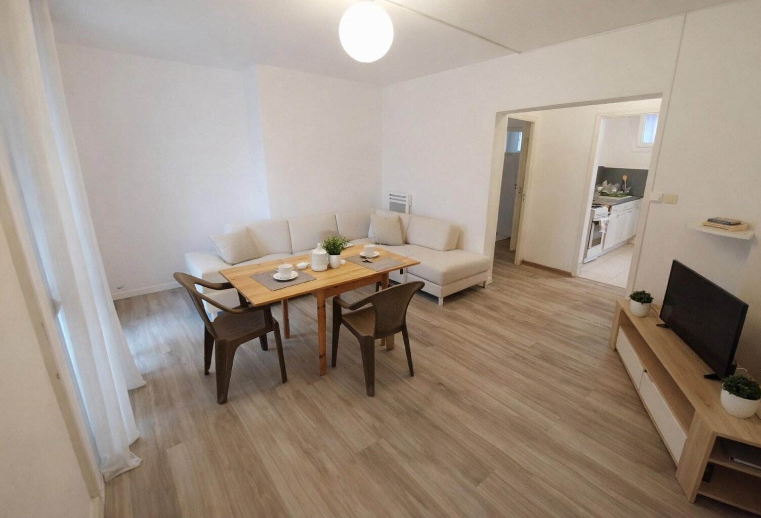 T3 lumineux  Dernier étage avec loggia et cave — photo 1