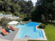 Superbe propriété avec piscine à Saint-Martin-du-Var (06670) — photo 2