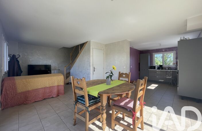 Vente Maison/villa 4 pièces — photo 2