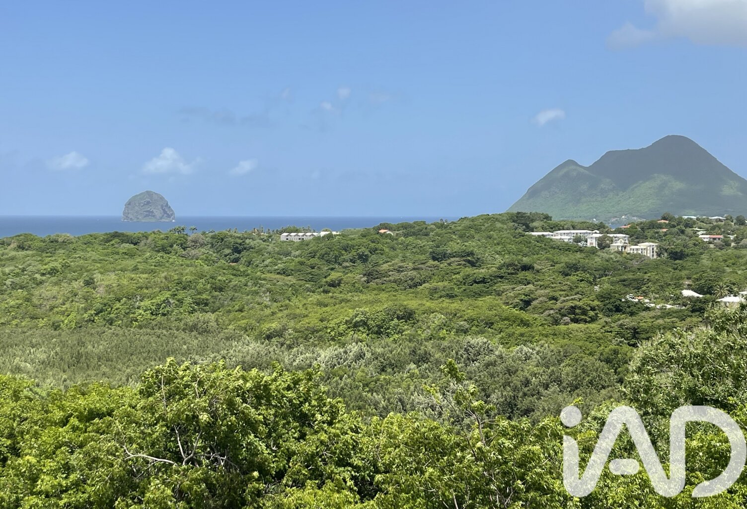 Vente Maison/villa 8 pièces — photo 1