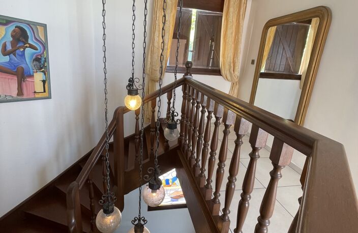 Vente Maison/villa 8 pièces — photo 3