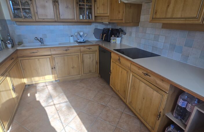 Vente Maison/villa 5 pièces — photo 3