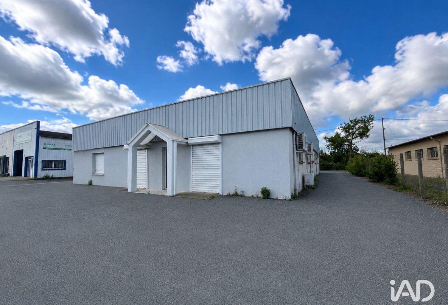 Vente Boutique/Local commercial 453 m&sup2; — photo 1
