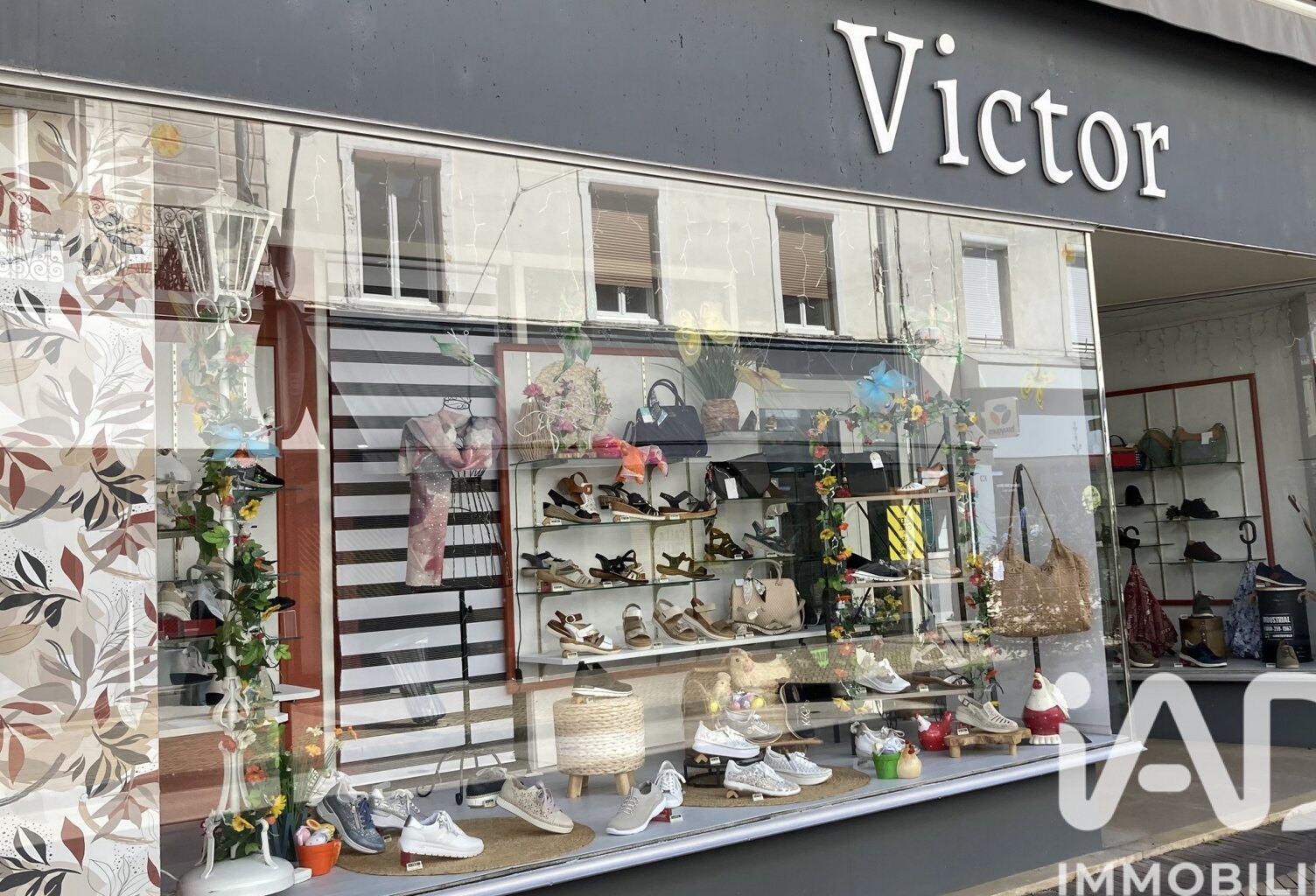 Vente Chaussure, Cuir 101 m&sup2; — photo 1