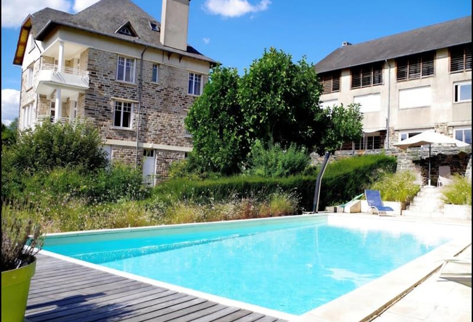 Maison en pierre de 10 pièces principales — photo 1
