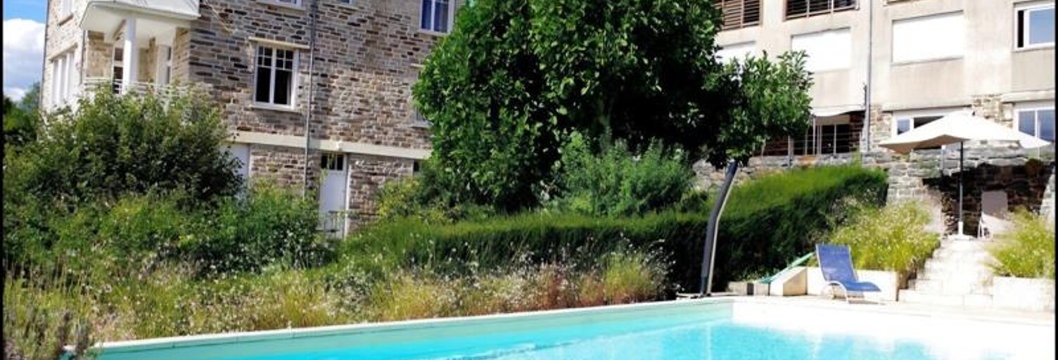 Maison 10 Pièces 300 m² à vendre à Uzerche (19140)