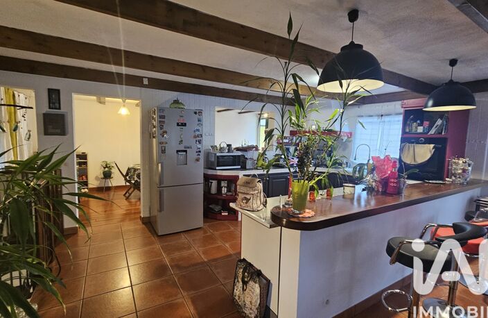 Vente Maison/villa 5 pièces — photo 2