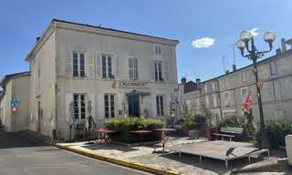 Maison 5 Pièces 220 m² à vendre à Barbezieux-Saint-Hilaire (16300)