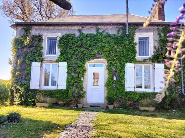 Maison 3 pièces 100 m² à Parnac — photo du bien