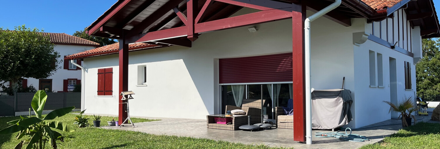 Maison 4 Pièces 97 m² à louer à Armendarits (64640)