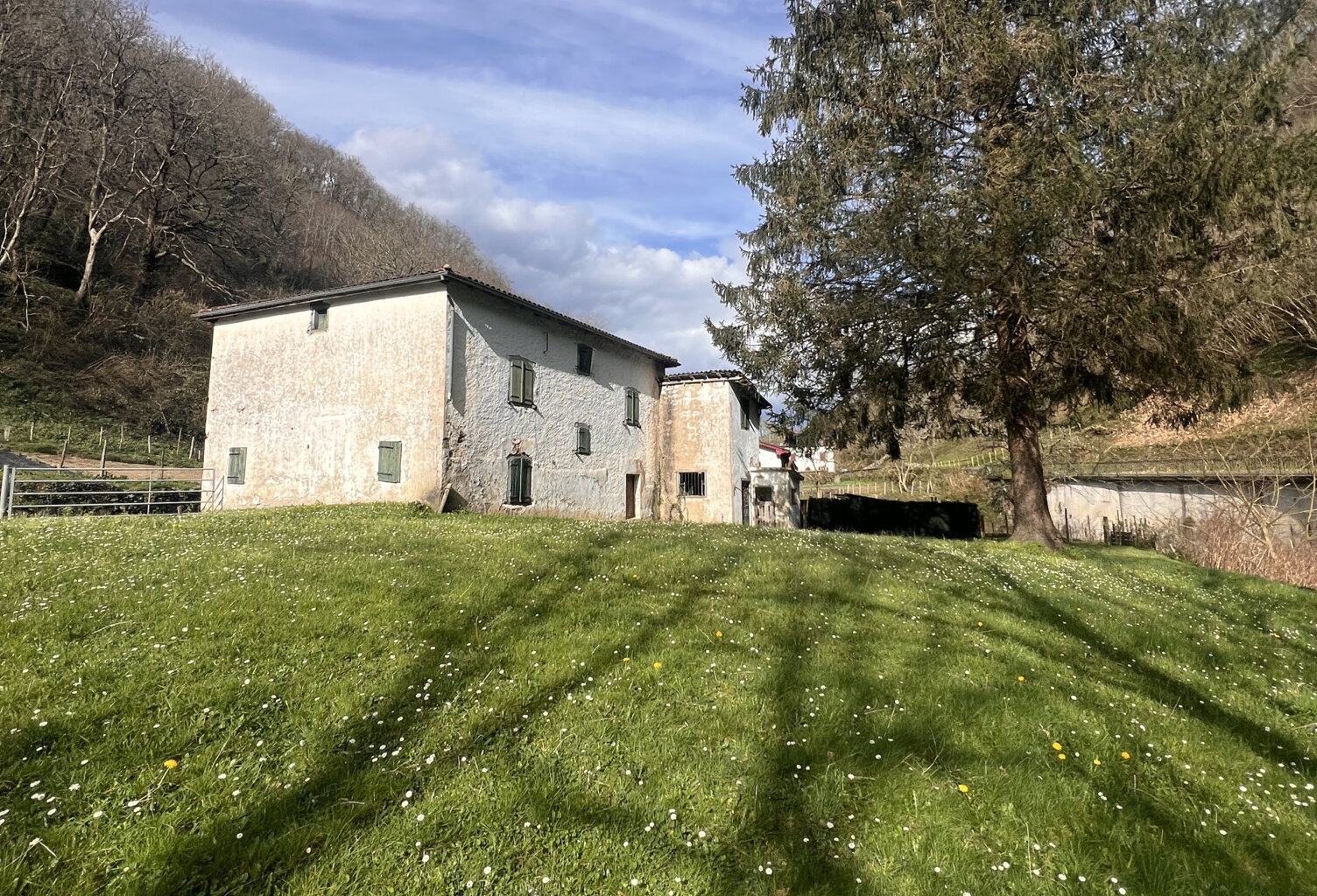 Maison à rénover à Luzaide - Valcarlos -   ESPAGNE — photo 1