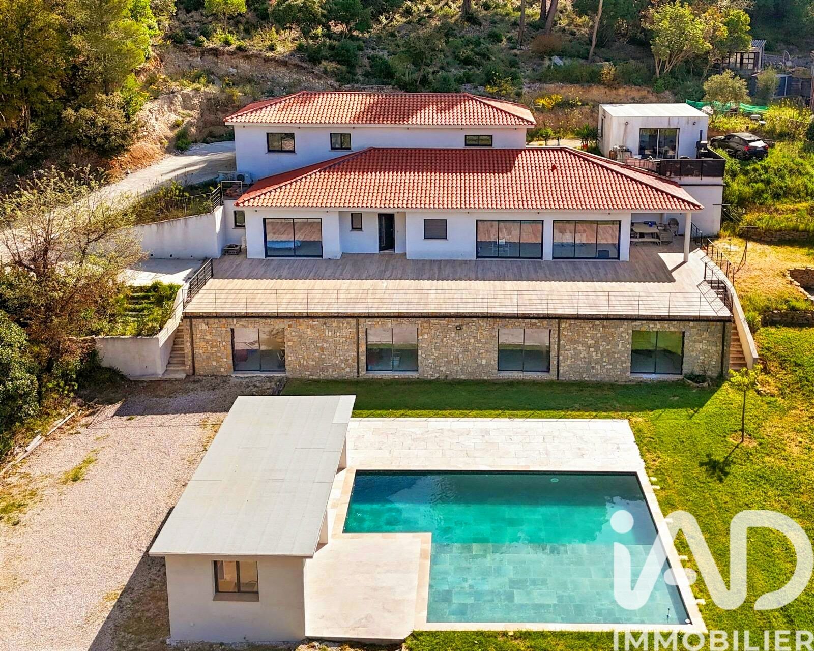 Vente Maison/villa 7 pièces - Photo 2