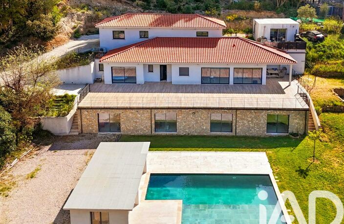 Vente Maison/villa 7 pièces — photo 2