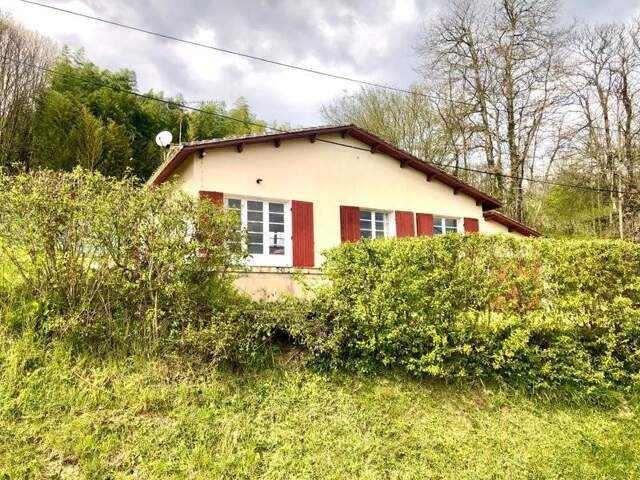 Maison de bourg de 3 pièces principales — photo du bien