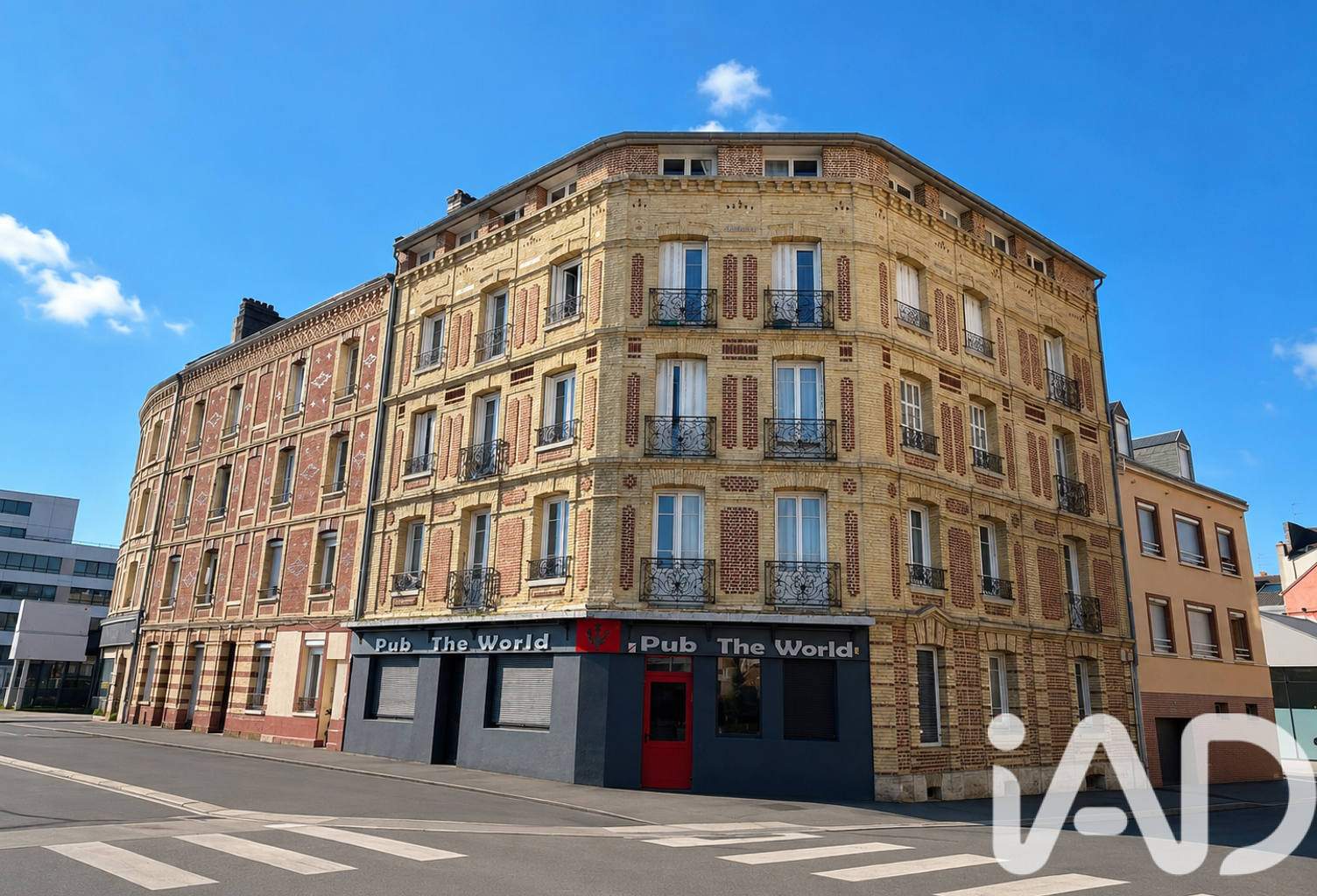 Vente Boutique/Local commercial 100 m&sup2; — photo 1