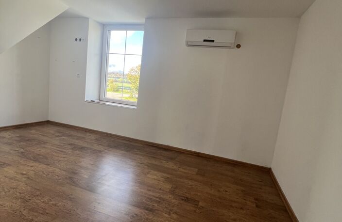 Vente Maison/villa 8 pièces — photo 4