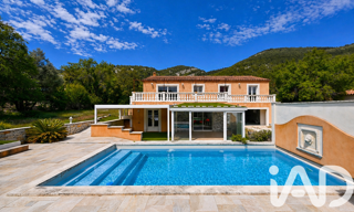 Maison 6 Pièces 163 m² à vendre à Cuges-les-Pins (13780)