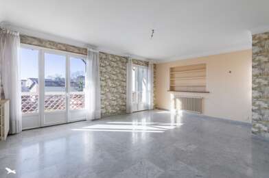 Appartement 5 pièces 275000 €