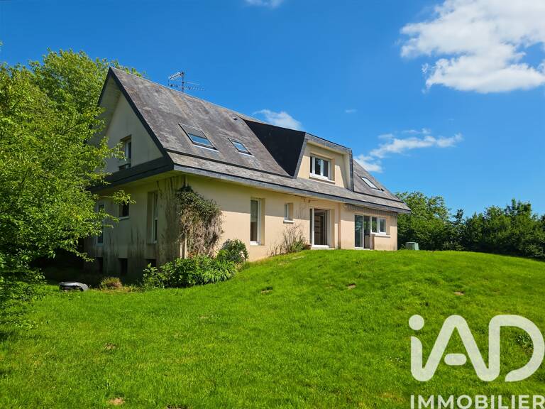 Vente Maison/villa 8 pièces — photo 1